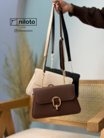 کیف دوشی زنانه مدل Q پاسپورتی